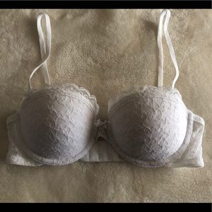 GIlly Hicks Lace bra